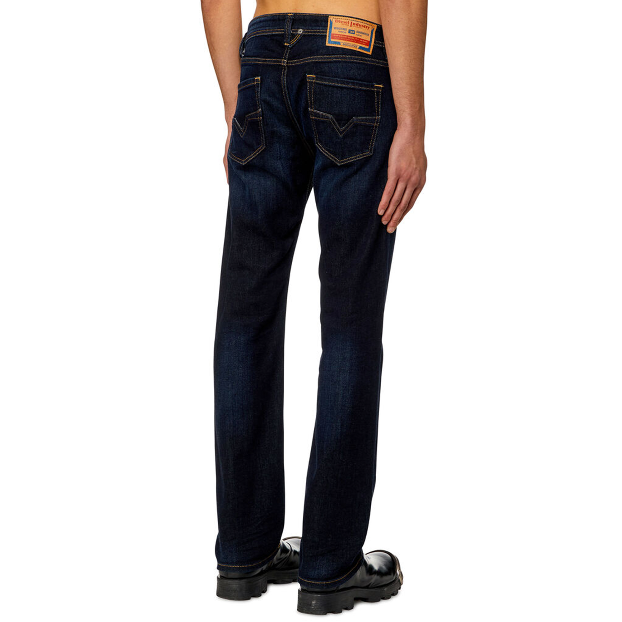 Diesel Larkee 009ZS Straight Fit Jean - Dark Blue