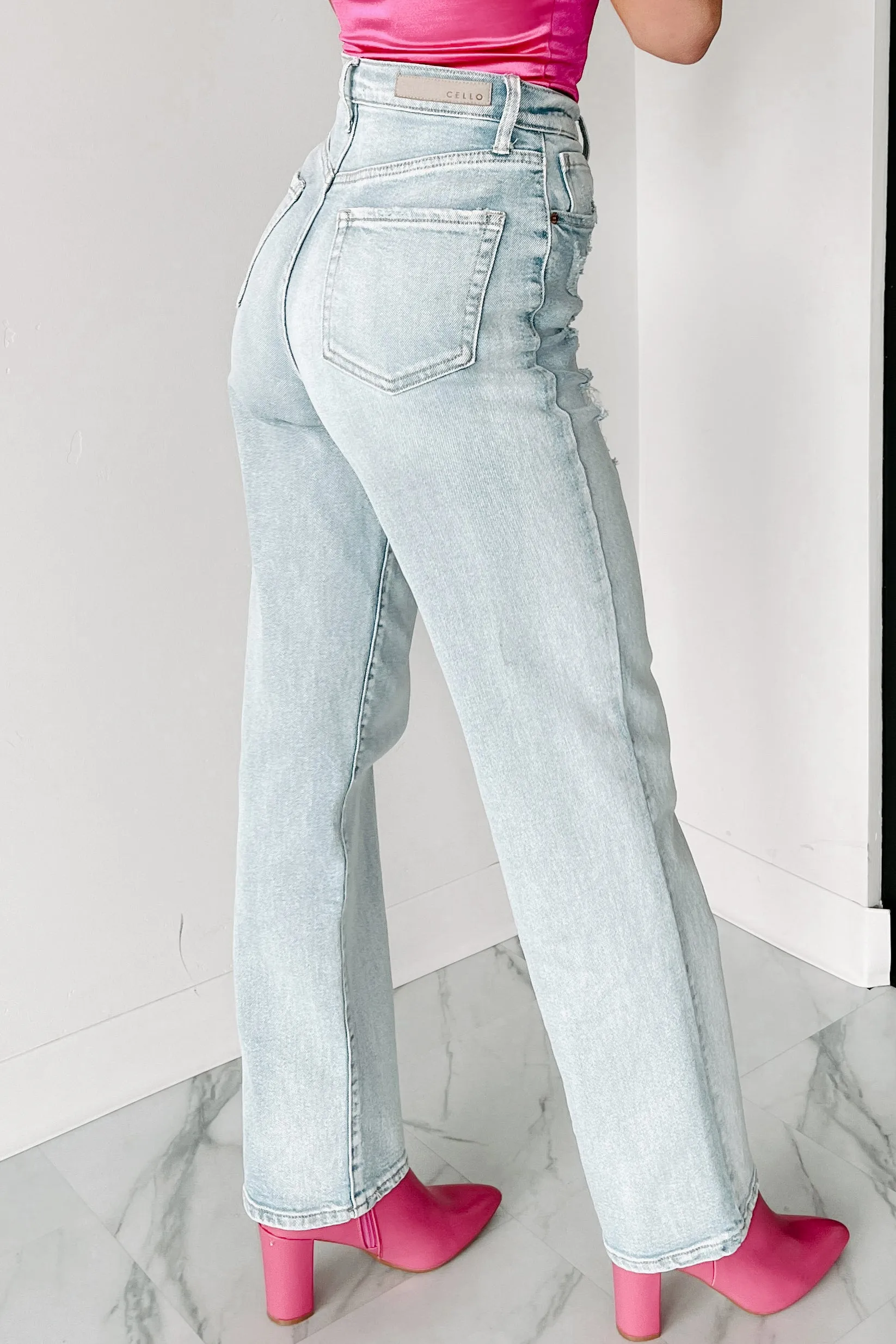 Kevin High Rise Cello Lightly Distressed Dad Jeans (Light Denim)