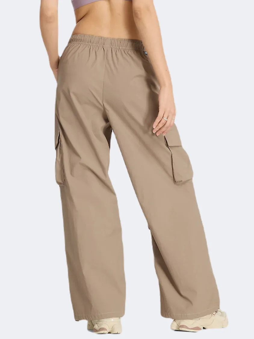 New Balance Seasonal Woven Women Lifestyle Pant Light Mushroom