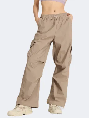 New Balance Seasonal Woven Women Lifestyle Pant Light Mushroom