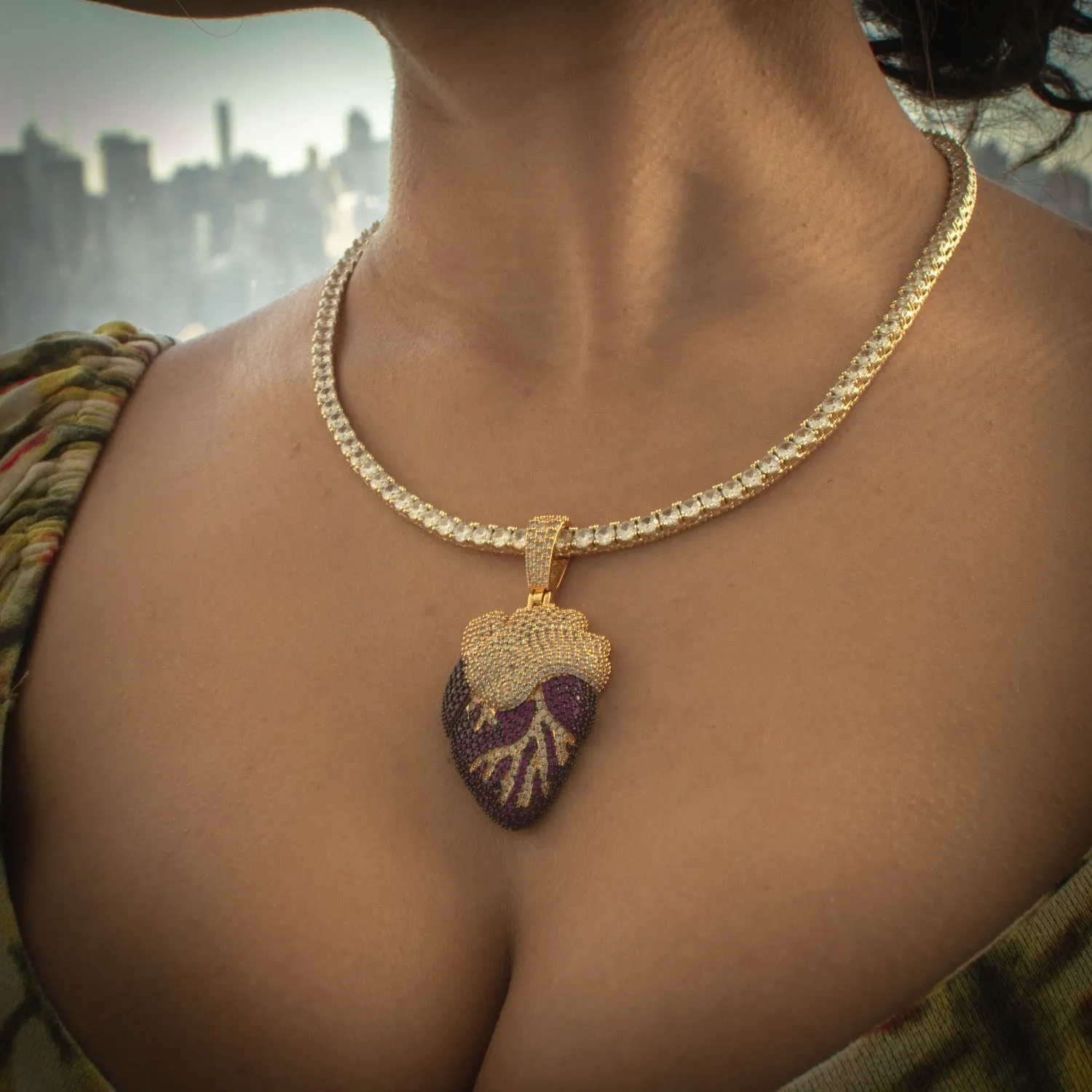 Purple Heart Necklace in Yellow Gold