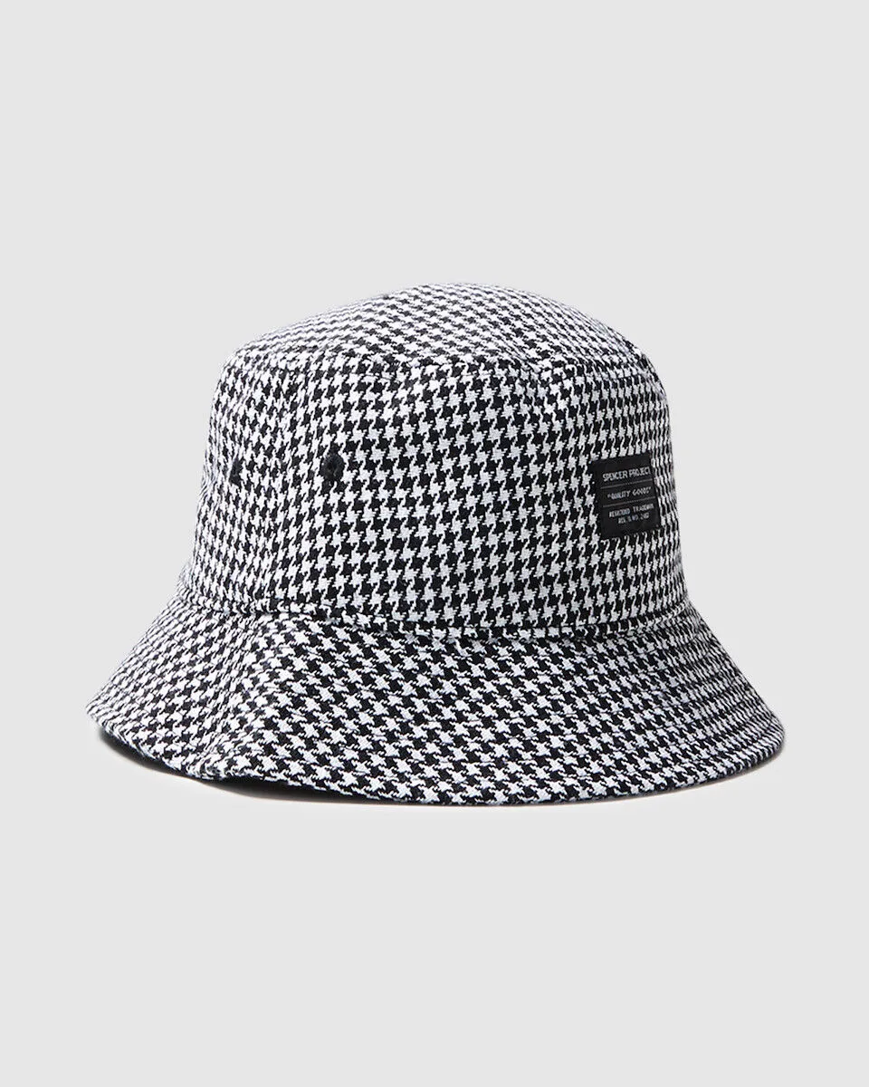 Spencer Project Houndstooth Bucket Hat Check