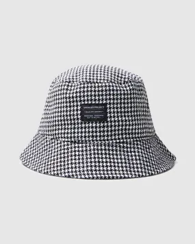 Spencer Project Houndstooth Bucket Hat Check