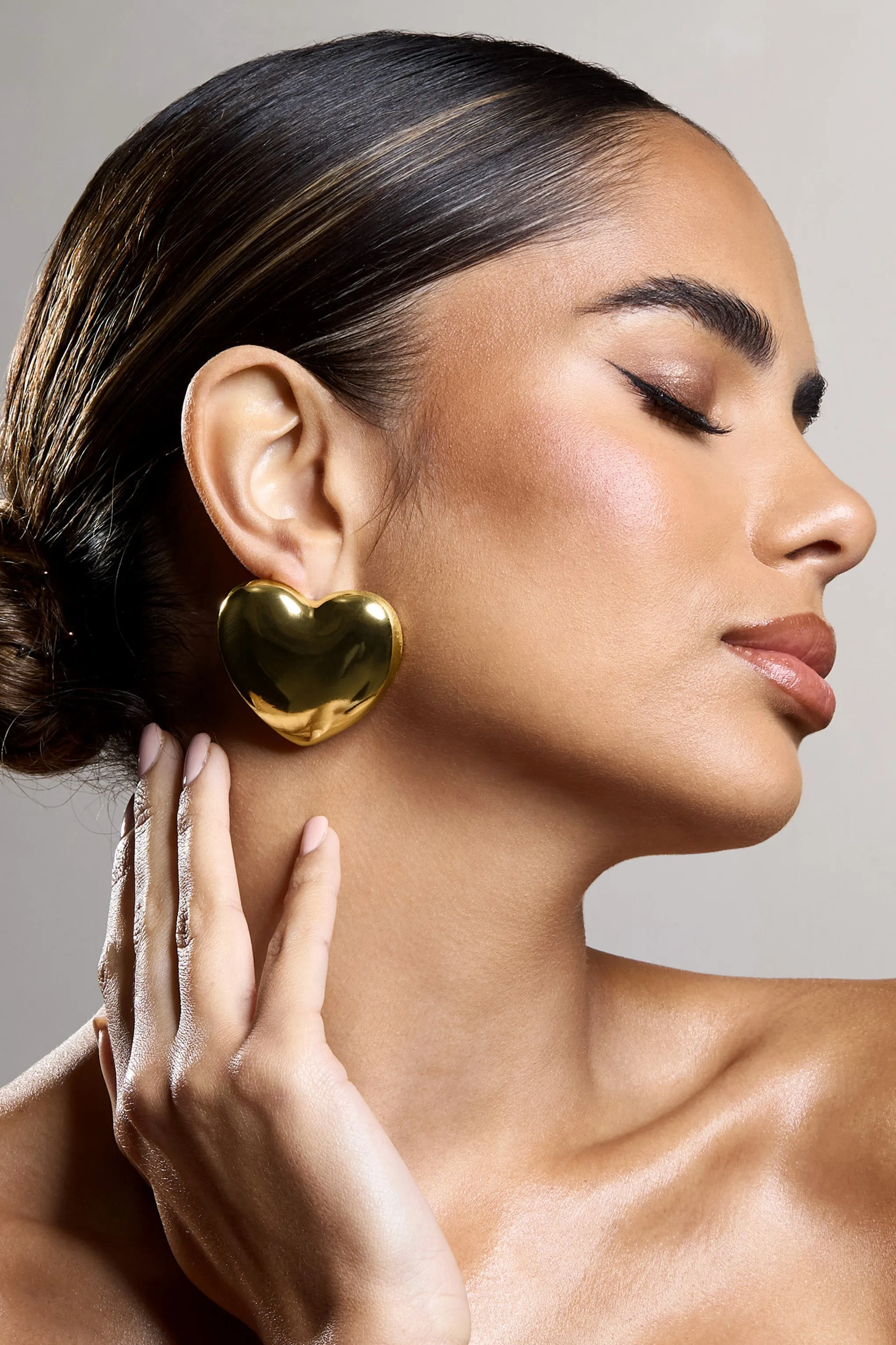 Te Amo | Gold Heart Statement Earrings