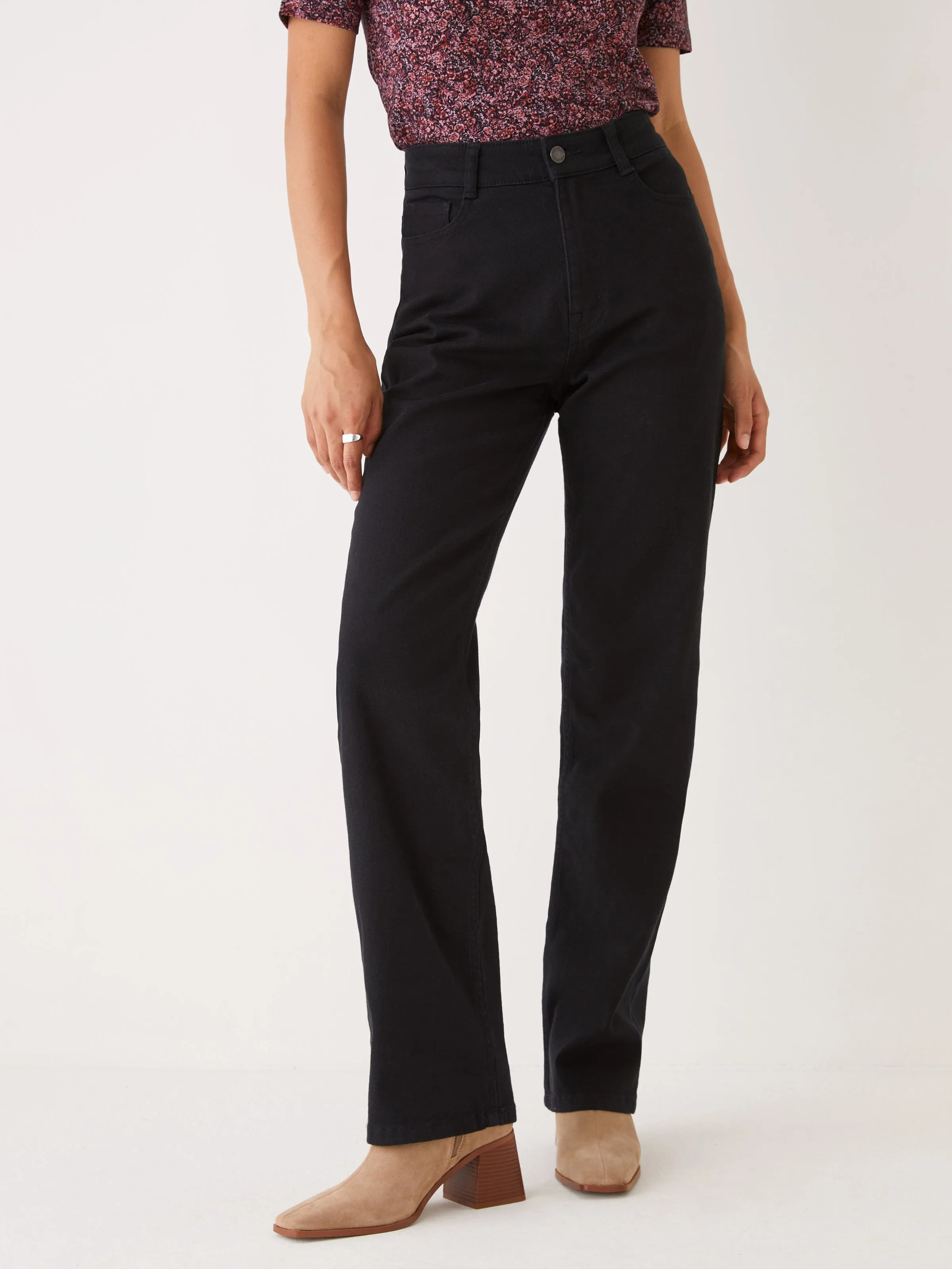 The Jane Straight Leg Pant in Black