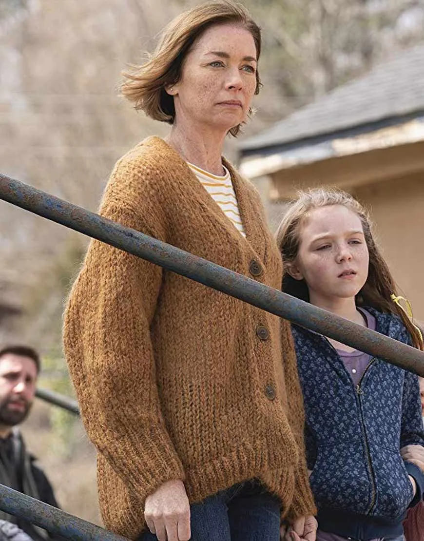 The Outsider Julianne Nicholson Sweater | Glory Maitland Brown Sweater