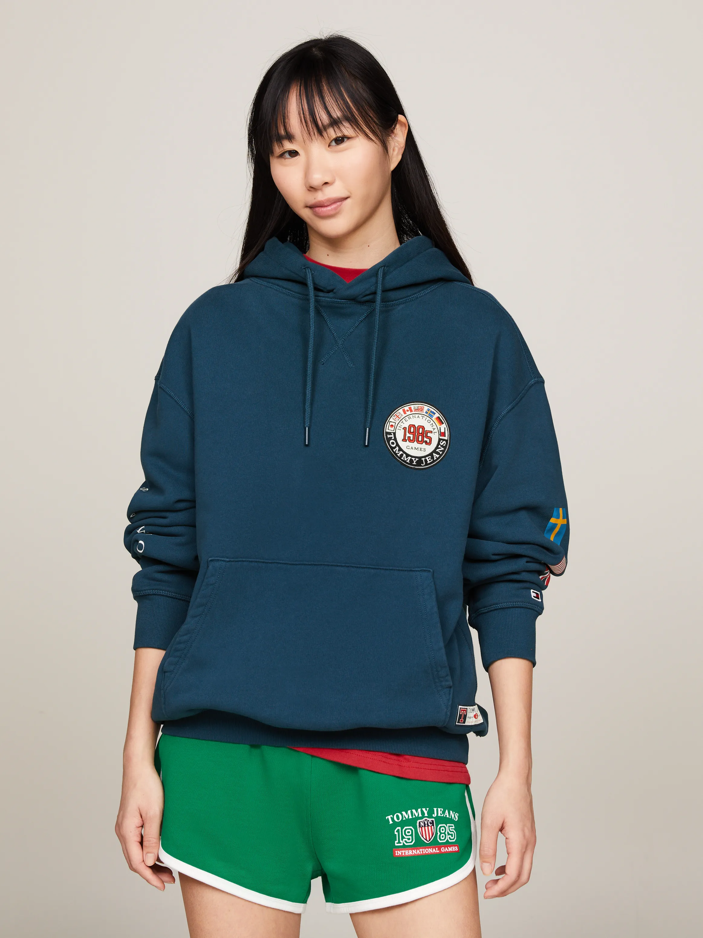 Tommy Jeans International Games Back Logo Hoodie | Sweatshirts & Hoodies |Tommy Jeans