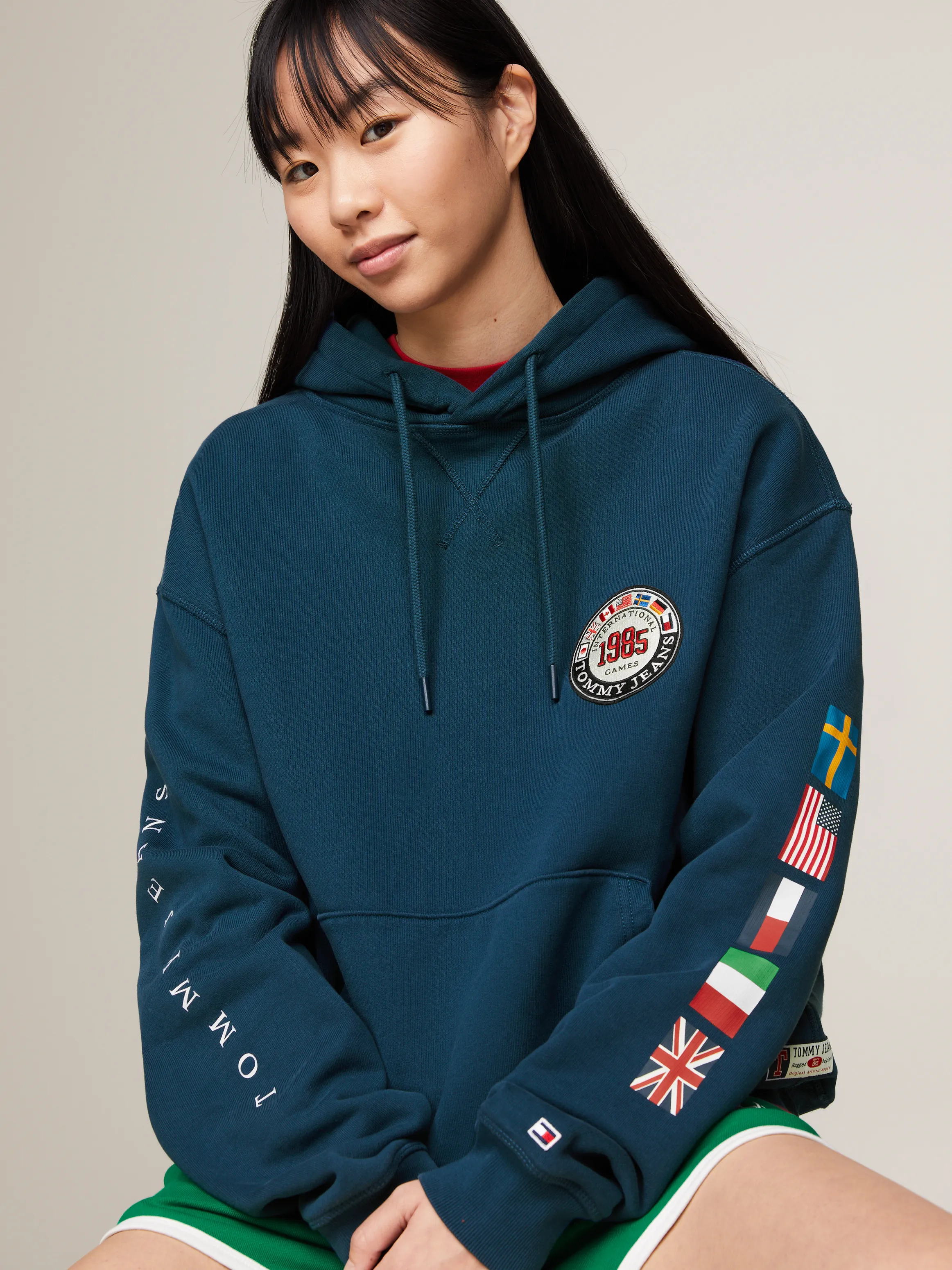 Tommy Jeans International Games Back Logo Hoodie | Sweatshirts & Hoodies |Tommy Jeans