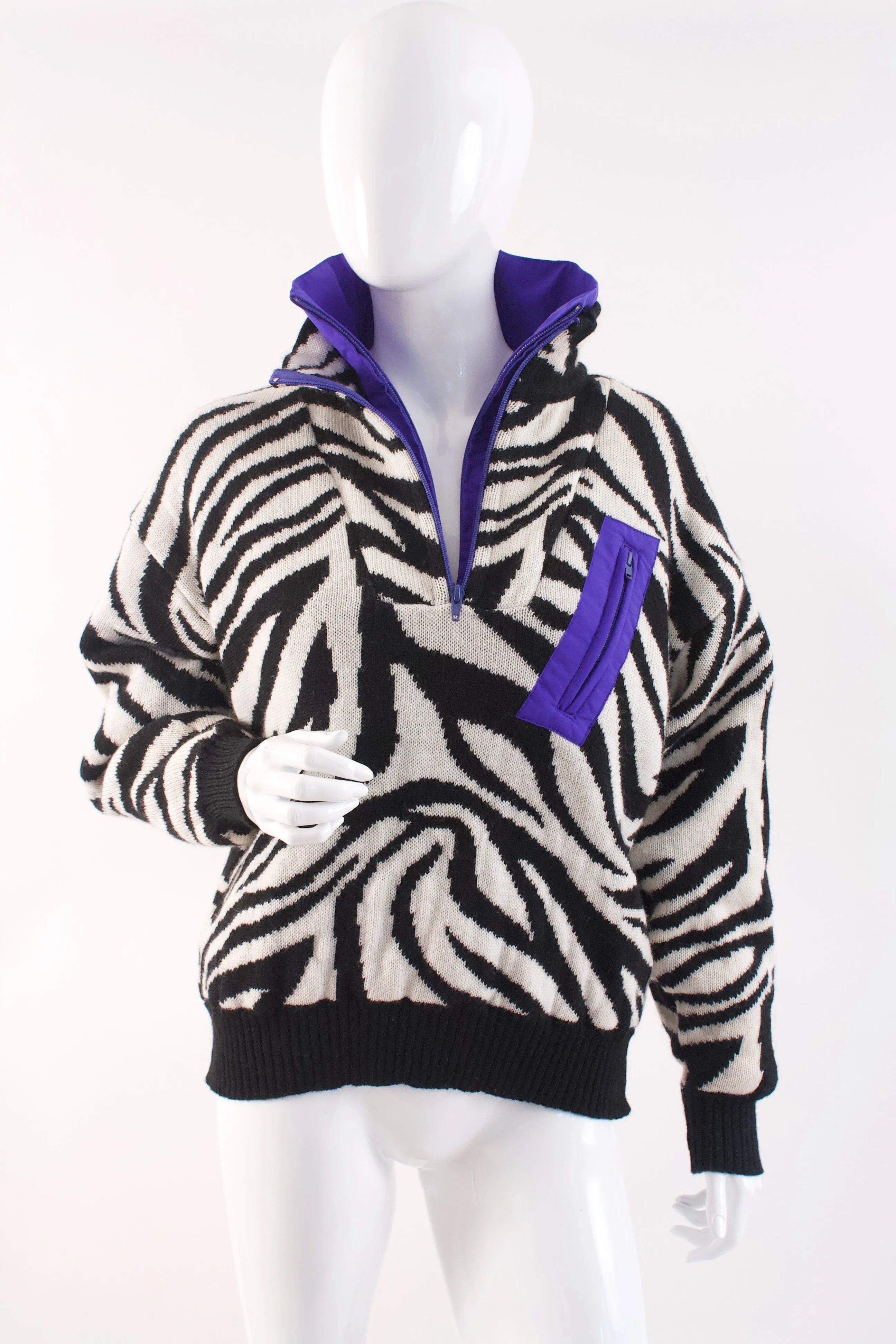 Vintage 90's PEREGRINE Wool Zebra Apres Ski Sweater