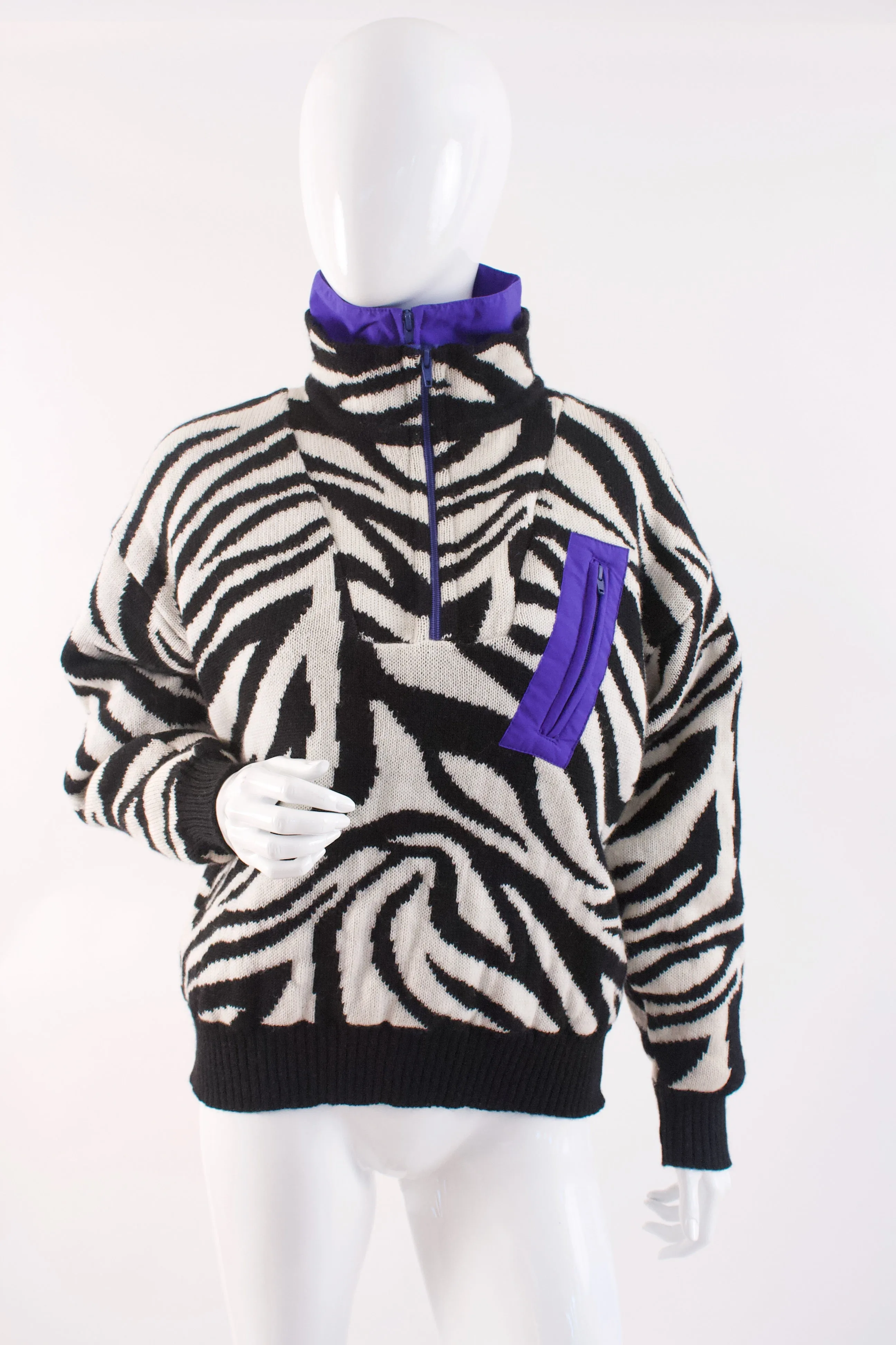 Vintage 90's PEREGRINE Wool Zebra Apres Ski Sweater