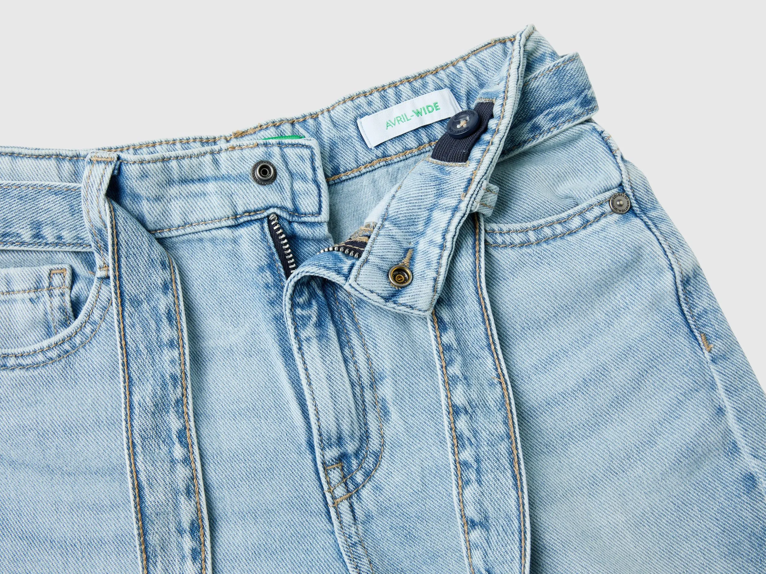 Wide fit jeans with sash - Light Blue | Benetton